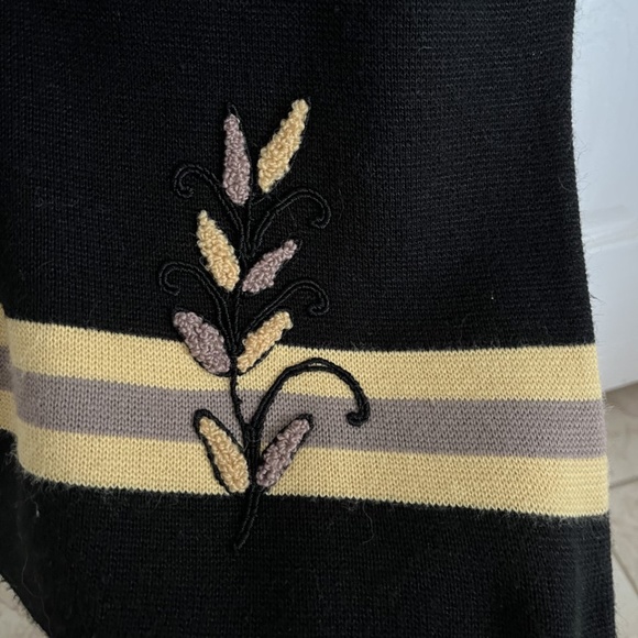 1960's Vintage Dupont-Orlon Acrylic Black Sweater - Picture 2 of 3